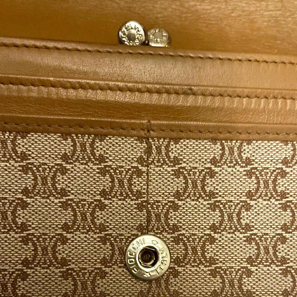 CELINE Tan Kisslock Long Wallet EUC Macadam Print in Leather & Coated Canvas - Picture 8 of 15
